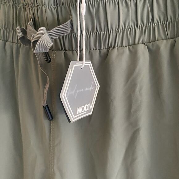 NWT Modiv Joggers Size S - Picture 2 of 5